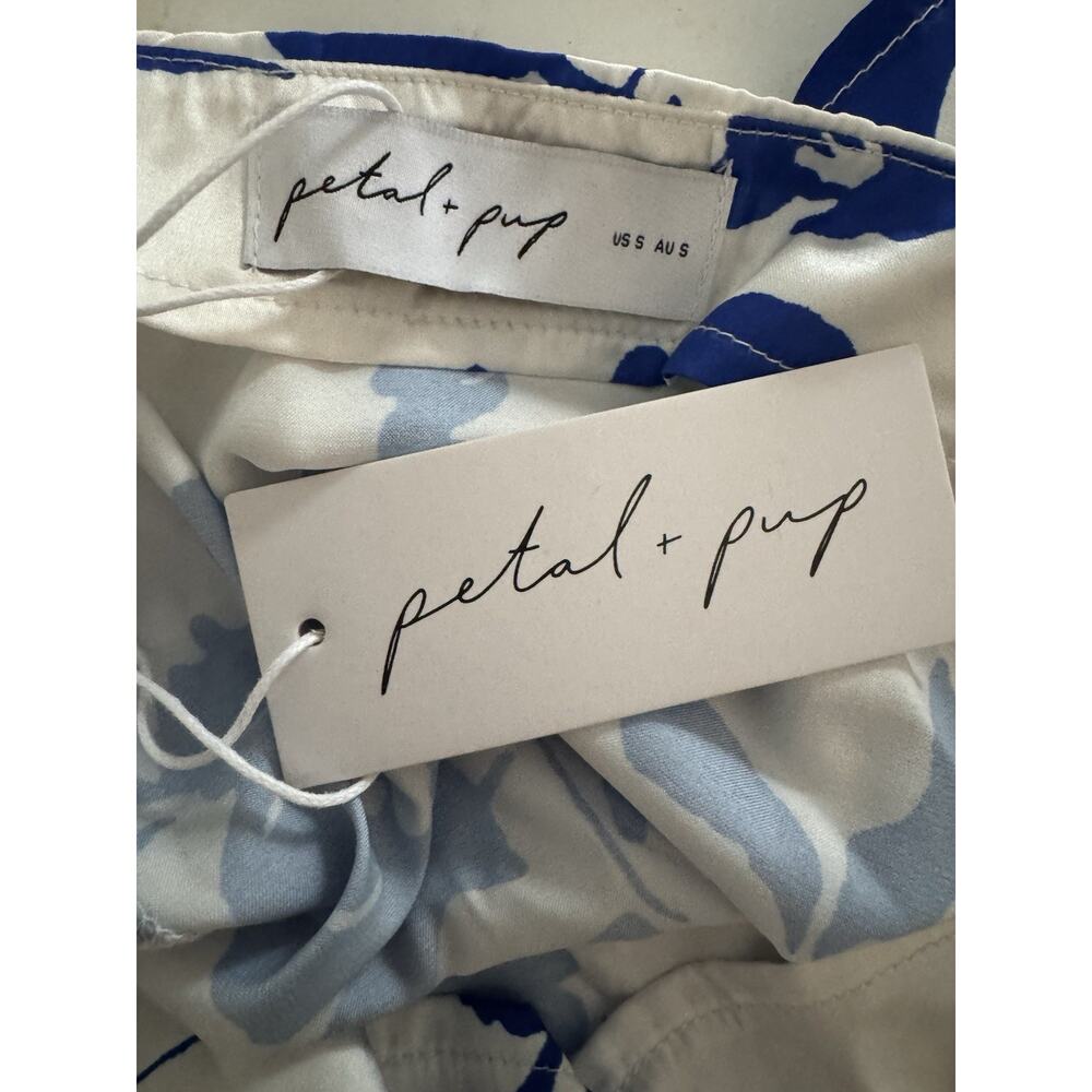 NWT Petal And Pup White Blue Floral Satin Crop Top Women’s Size Small - Picture 6 of 6